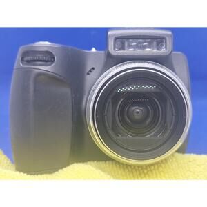 Kodak EasyShare DX6490 4MP 10x optical zoom digital camera- works great!